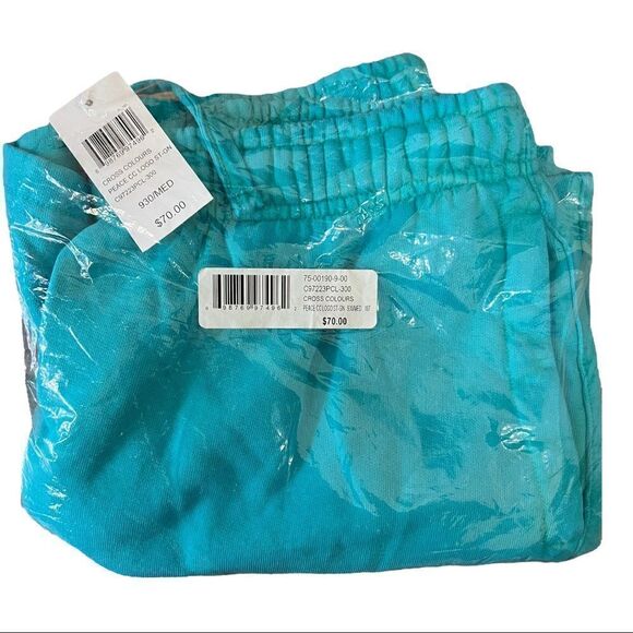 Cross Colours Peace Circle Logo Fleece Shorts in Mint Green Multi - Picture 5 of 7